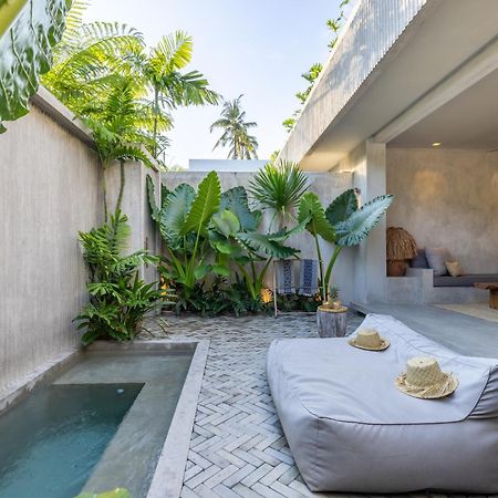 Villa The Konkret Lombok Kuta  Exterior foto